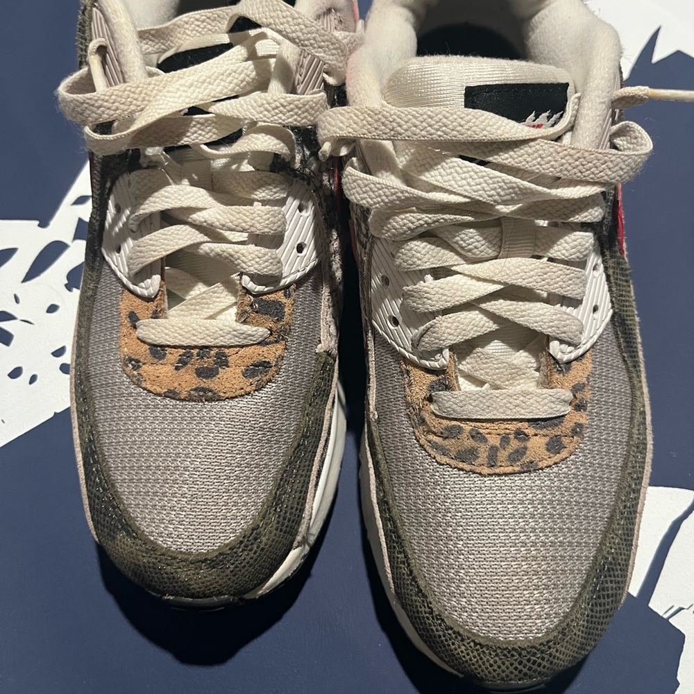 Nike Air Max 90 Tunnel Walk Youth Shoes